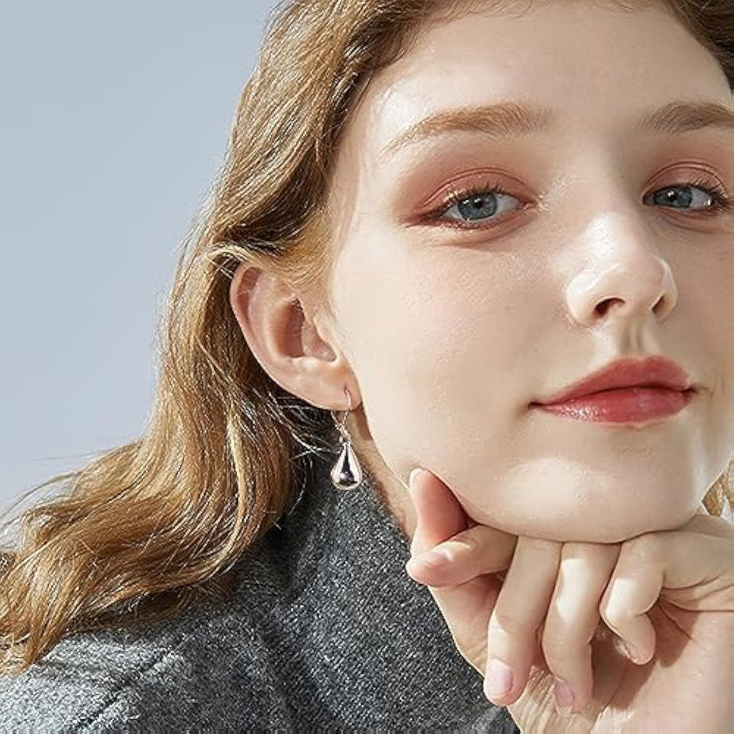 925 Sterling Silver Teardrop Leverback Earrings for Women Girls Waterdrop Tear Drop Dangle Earrings Jewelry Hypoallergenic Silver Teardrop Leverback Dangle Earring for Women